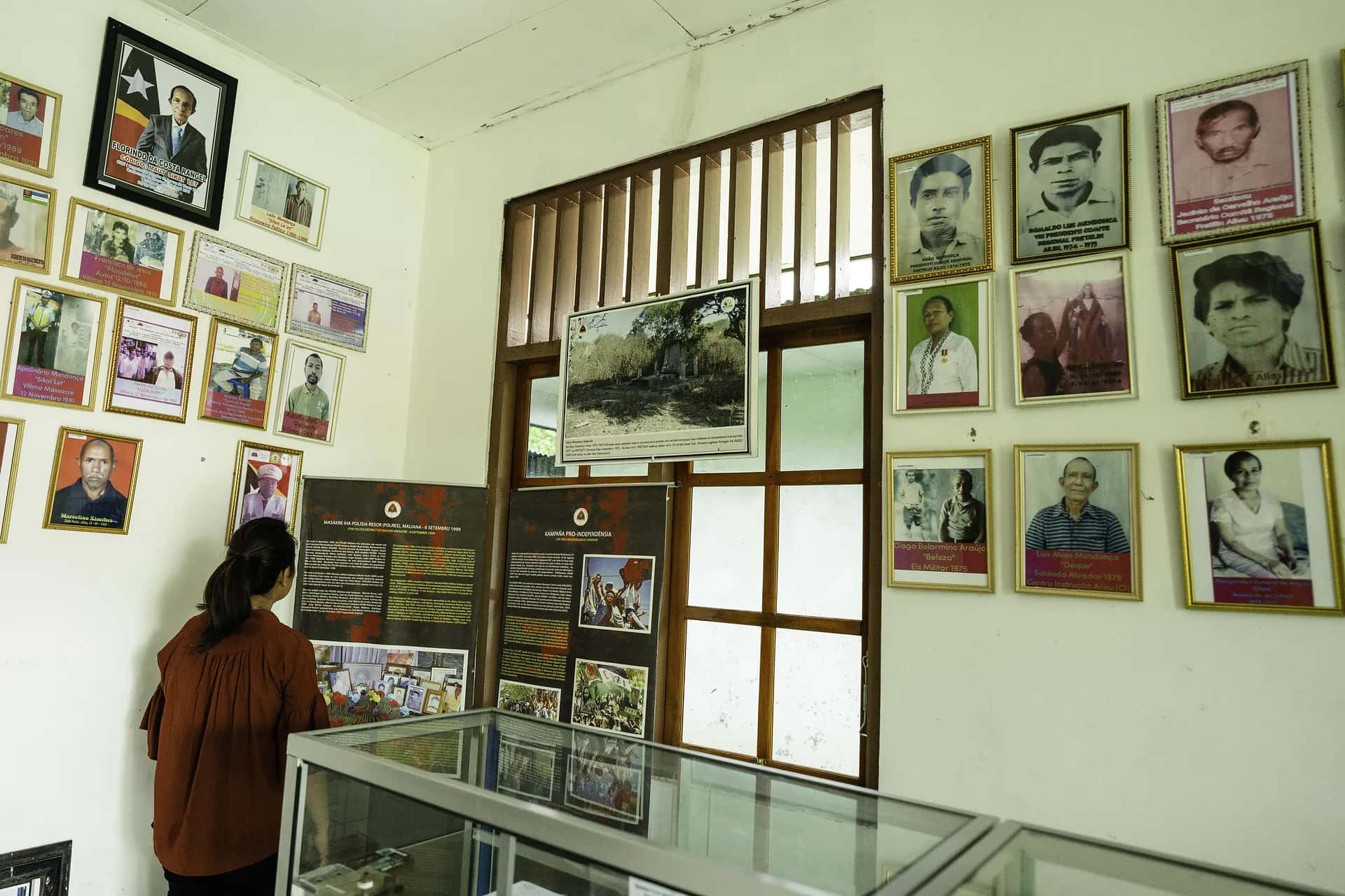 Inside the Museu Memorial Municipal de Aileu