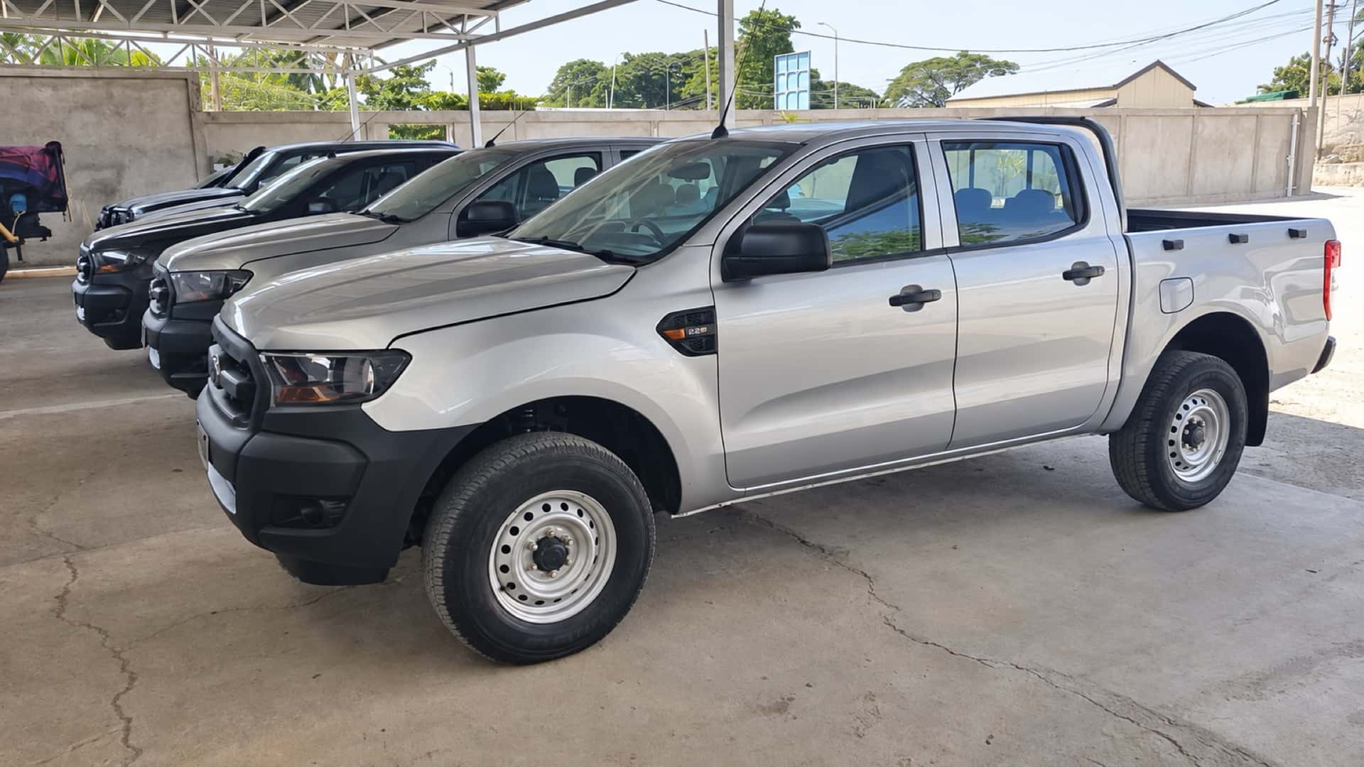 Taltabi Car & Motor Rentals, Car Rental in Dili, photo 2 of 4