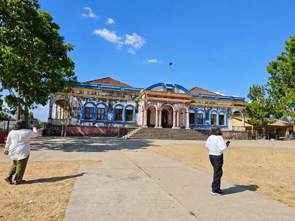 The old market building in Baucau