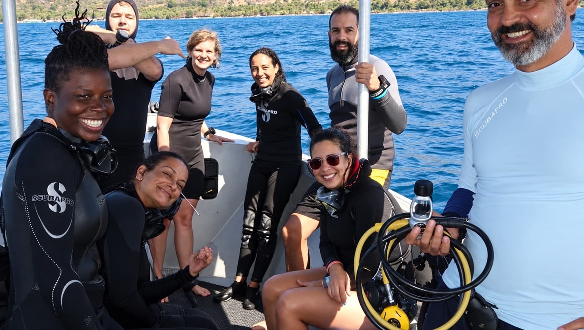 Shore Dive: House Reef, photo 2 of 2