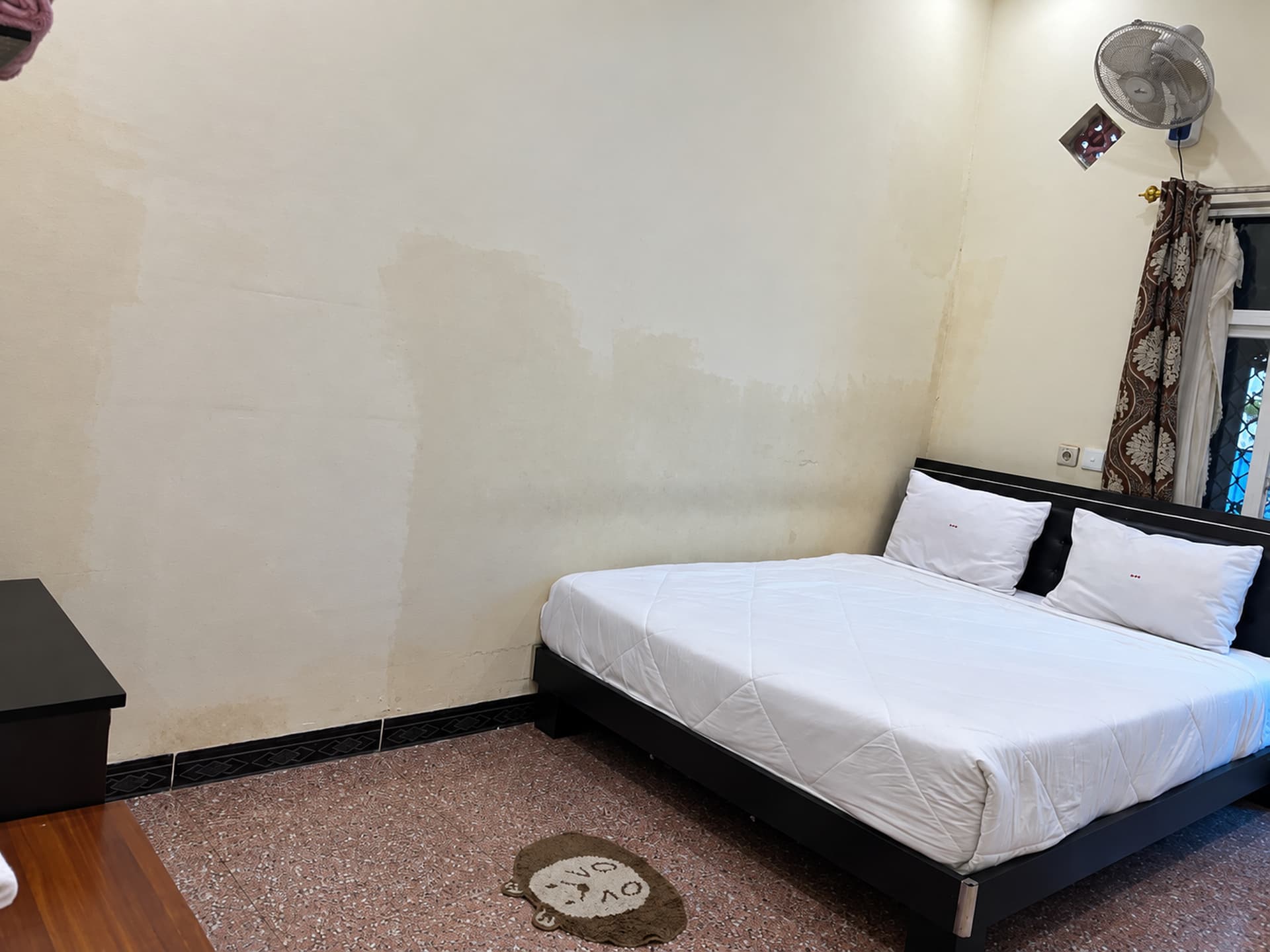 Sara's Guesthouse: Old Wing Room with Kitchen, photo 1 of 1