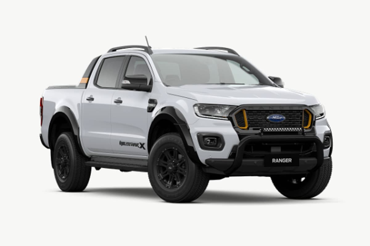 Double Cab Pick-Up