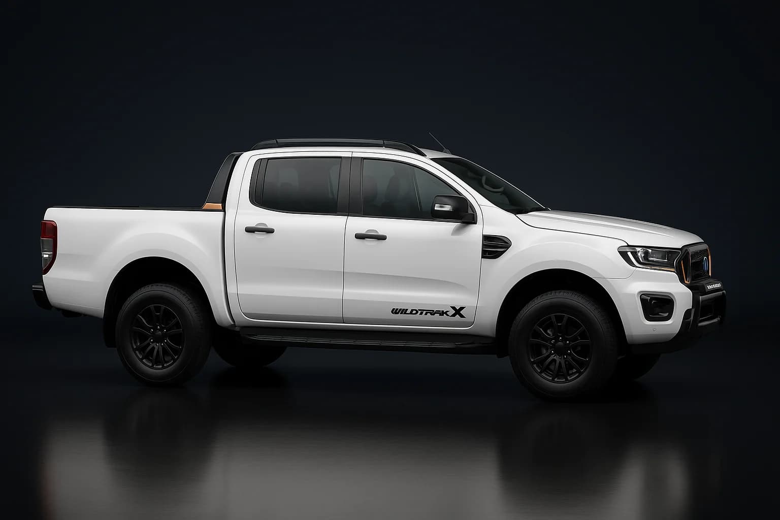 Double Cab Pick-Up — photo 2 of 3